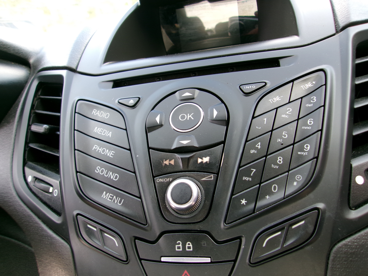 Ford Fiesta SE Sedan 2016