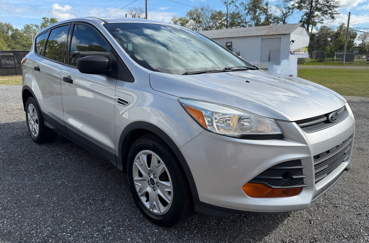 Ford Escape S FWD 2014