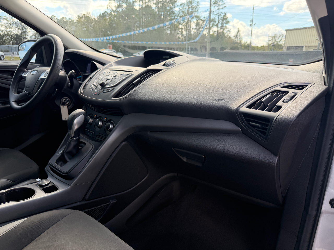 Ford Escape S FWD 2014