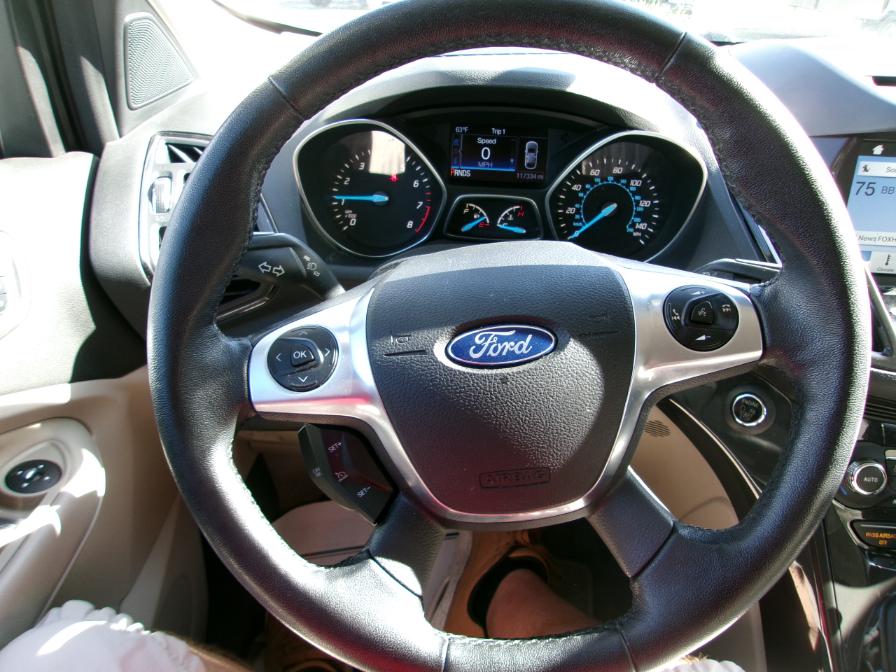 Ford Escape Titanium 4WD 2016