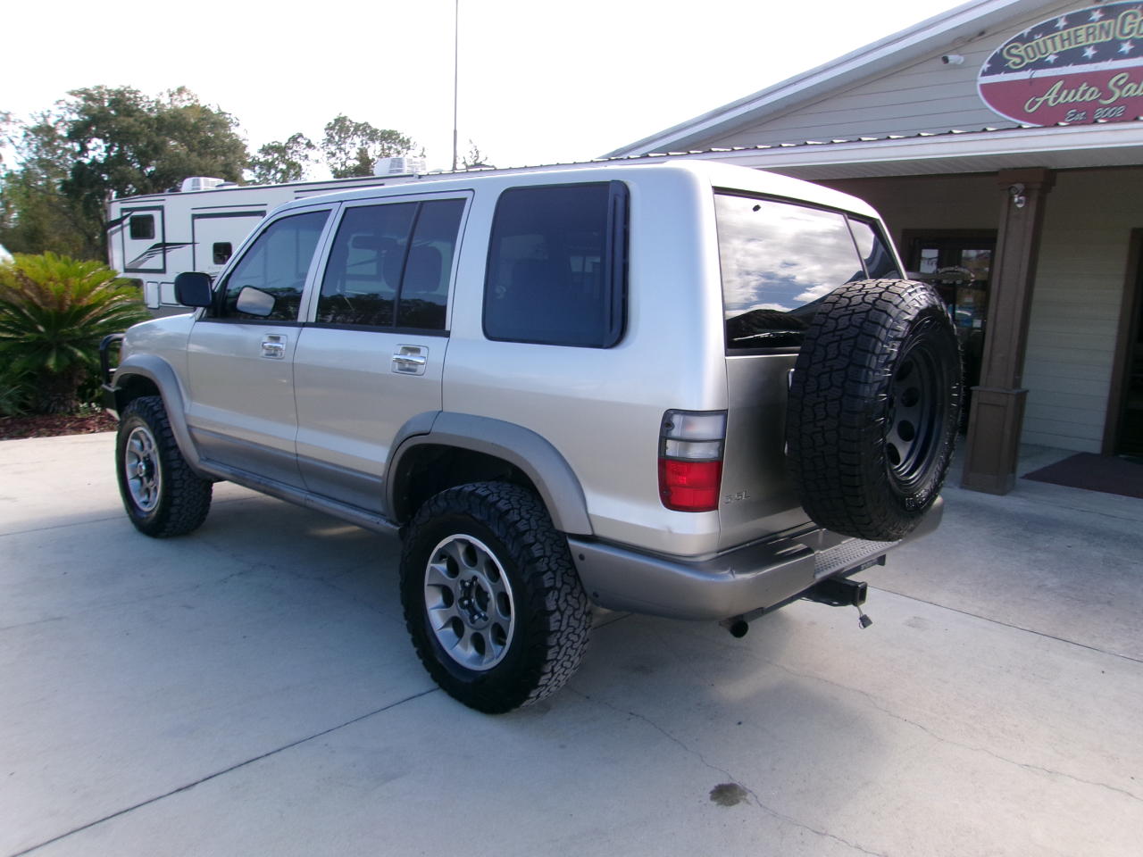 Isuzu Trooper S 4WD 2001