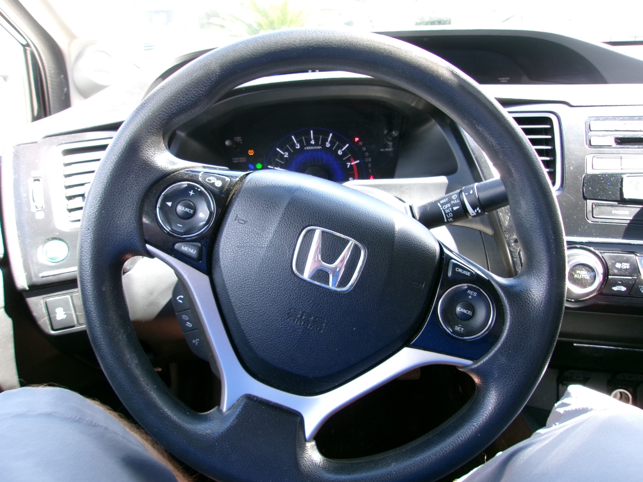 Honda Civic EX Sedan 5-Speed AT 2013