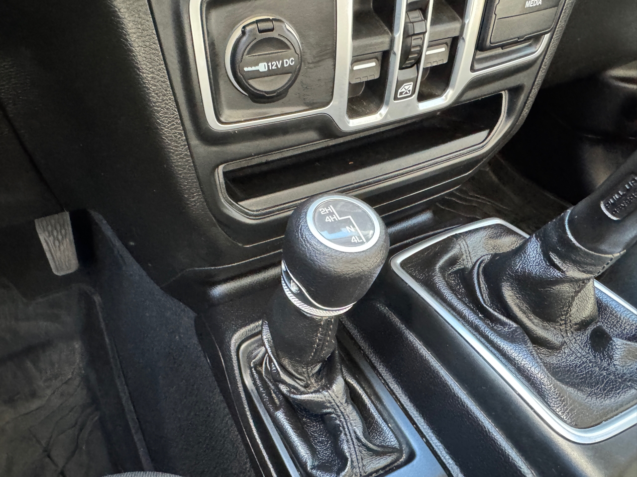 Jeep Wrangler Unlimited Sport 2018