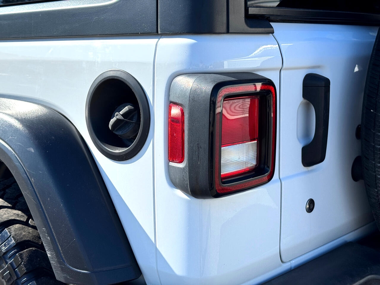 Jeep Wrangler Unlimited Sport 2018