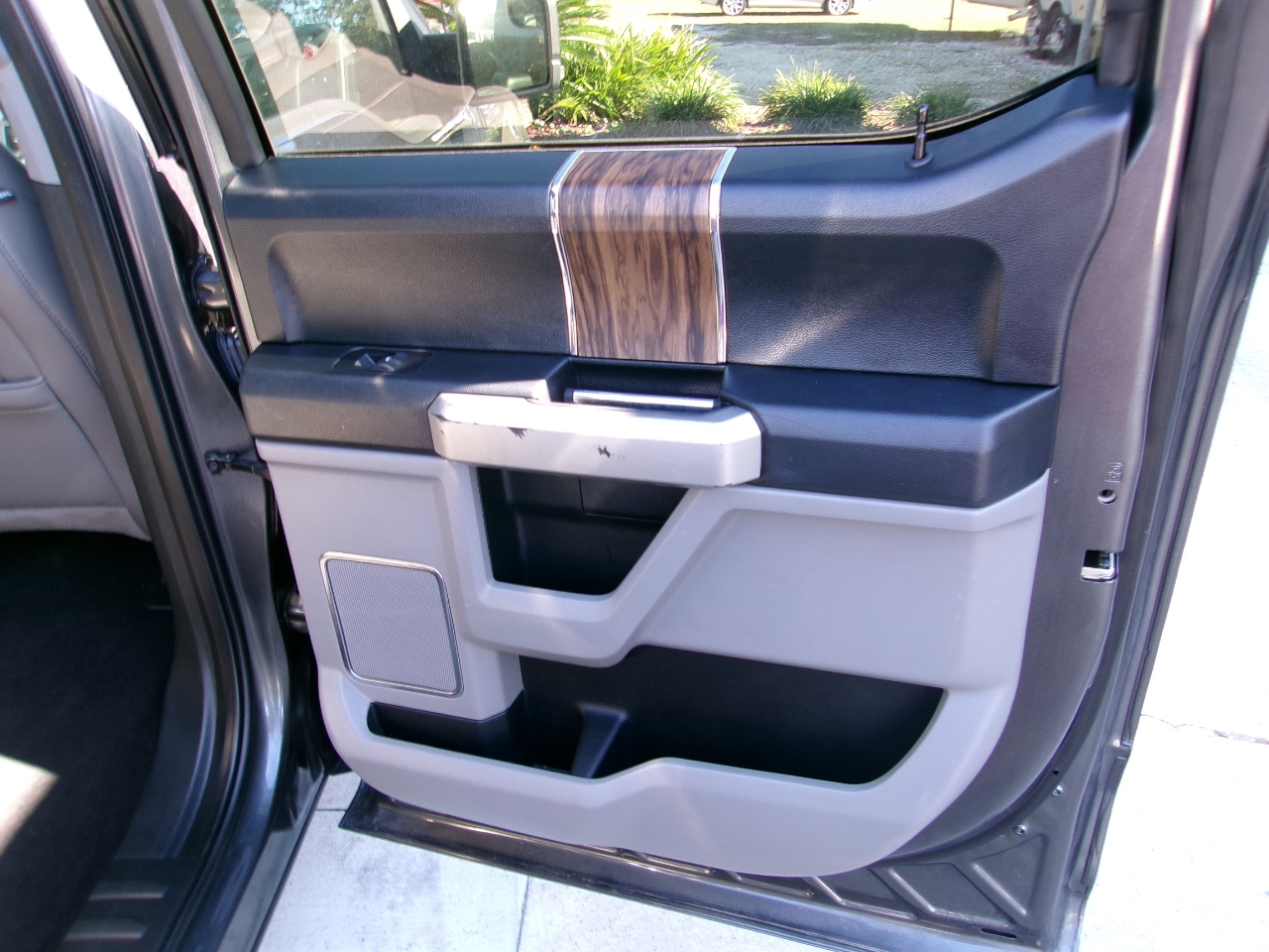 Ford F-150 Lariat SuperCrew 5.5-ft. Bed 2WD 2019