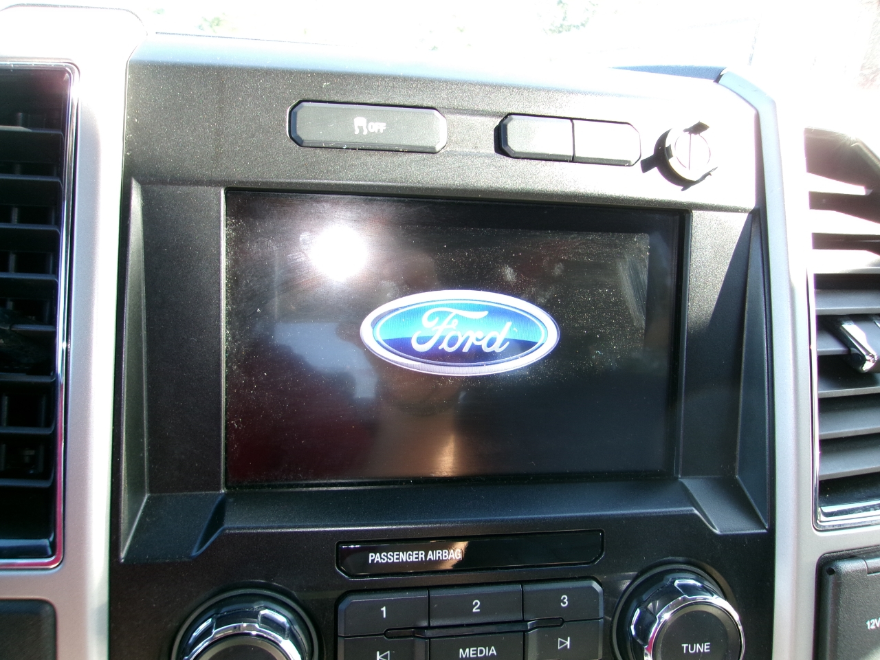 Ford F-150 Lariat SuperCrew 5.5-ft. Bed 2WD 2019