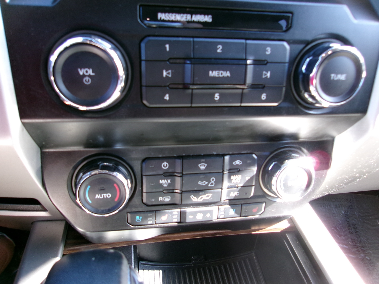 Ford F-150 Lariat SuperCrew 5.5-ft. Bed 2WD 2019