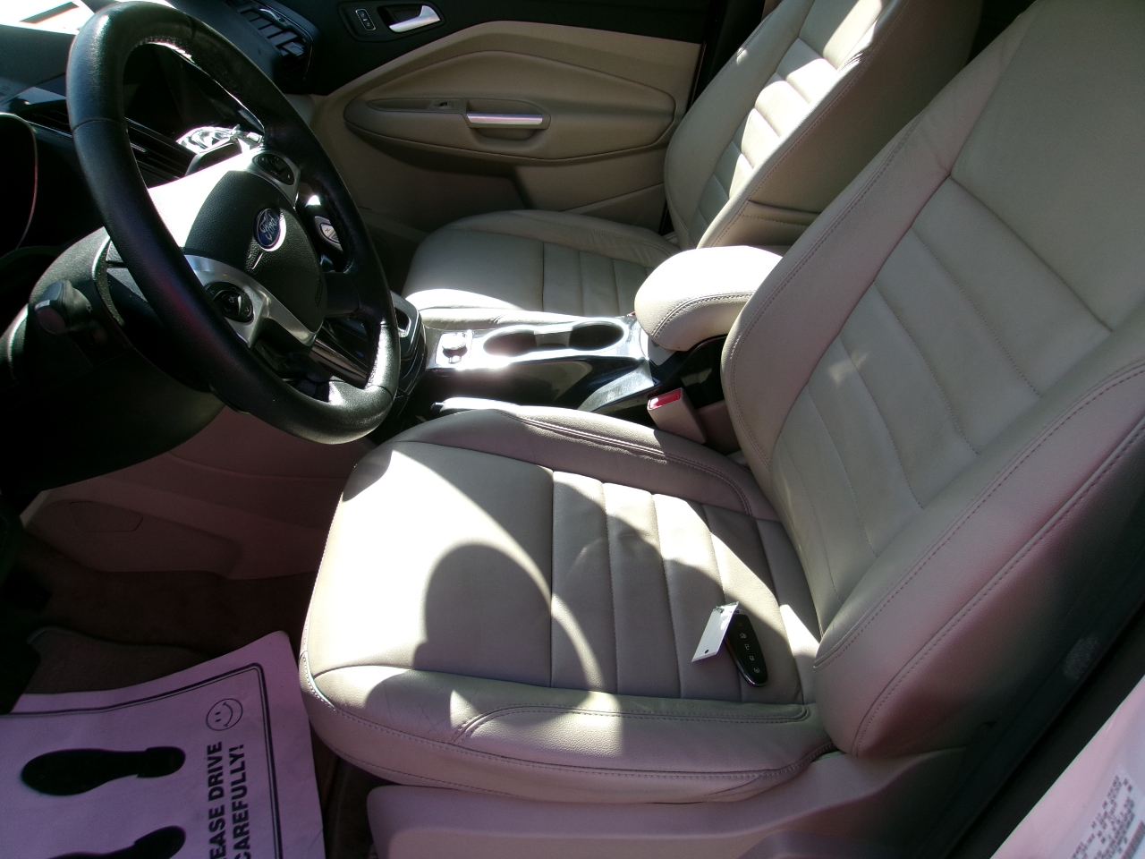 Ford Escape Titanium 4WD 2016