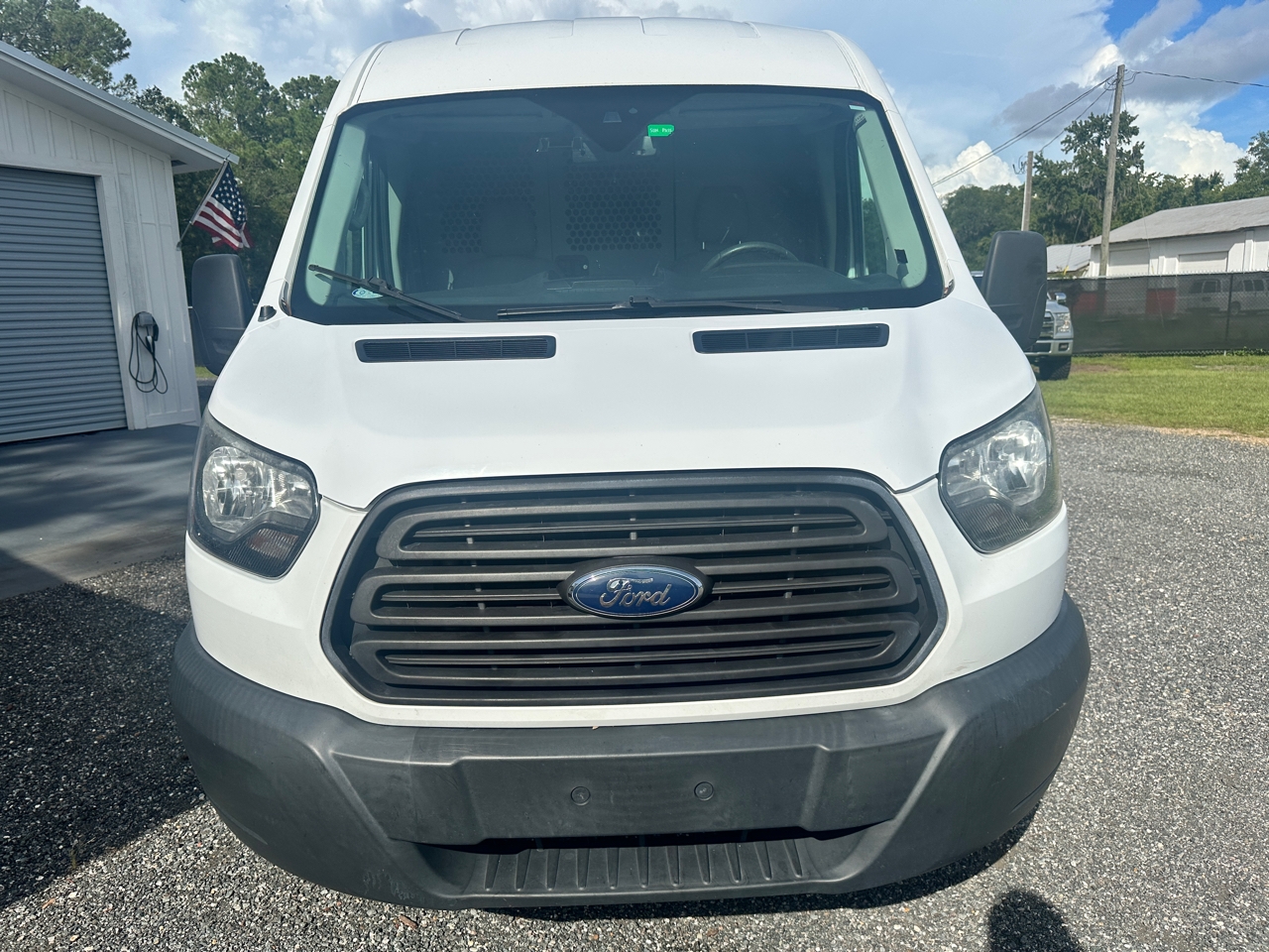 Ford Transit 150 Van Med. Roof w/Sliding Pass. 130-in. WB 2018