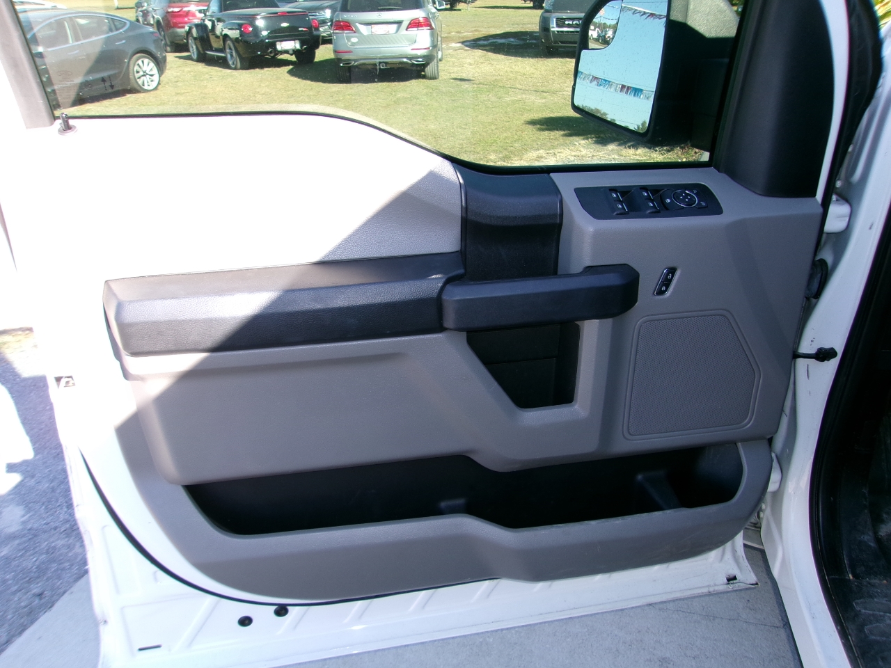 Ford F-150 XL SuperCrew 6.5 ft. 4WD 2020