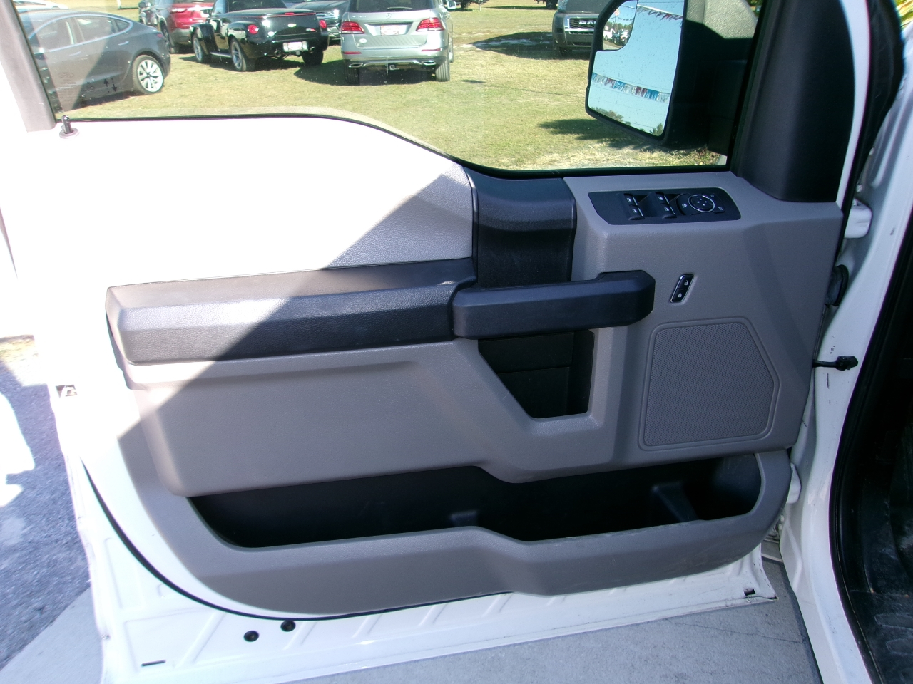 Ford F-150 XL SuperCrew 6.5 ft. 4WD 2020