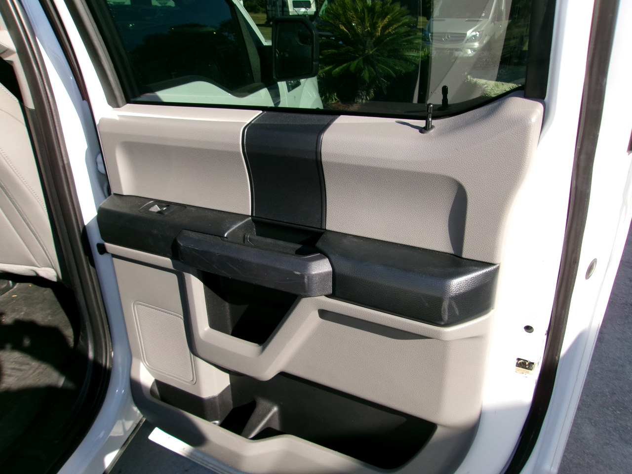 Ford F-150 XL SuperCrew 6.5 ft. 4WD 2020