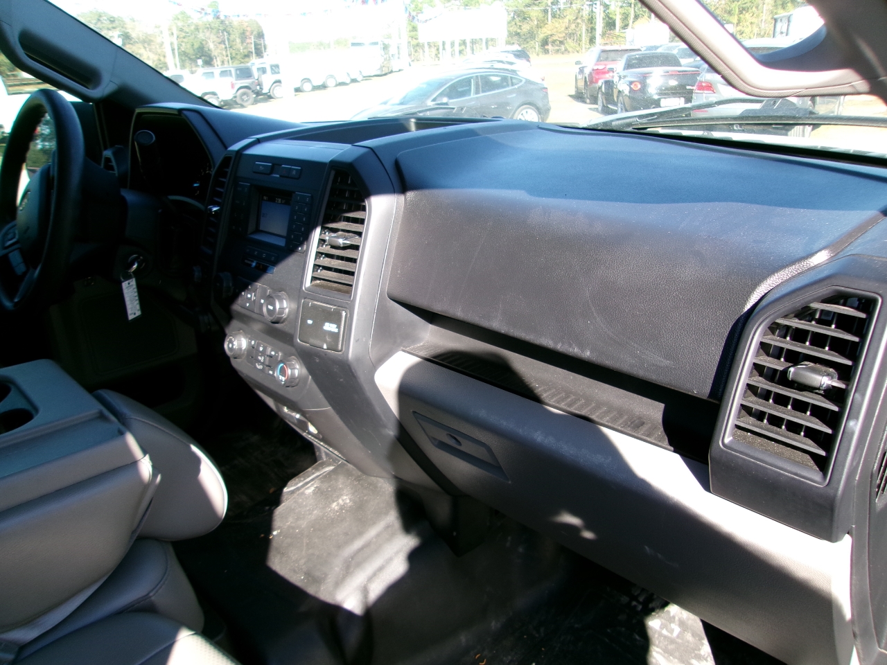 Ford F-150 XL SuperCrew 6.5 ft. 4WD 2020