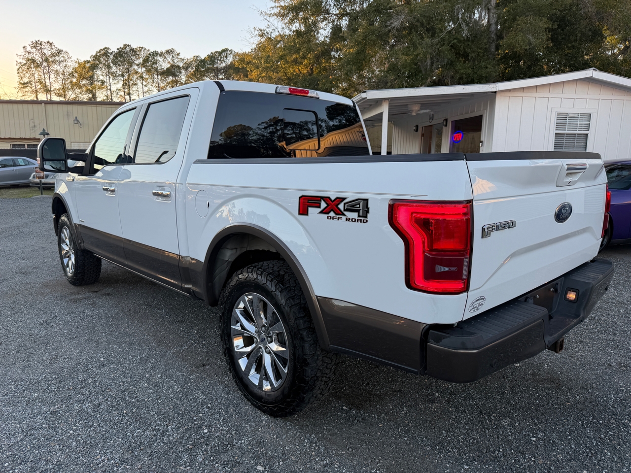 Ford F-150 Lariat SuperCrew 5.5-ft. Bed 4WD 2016