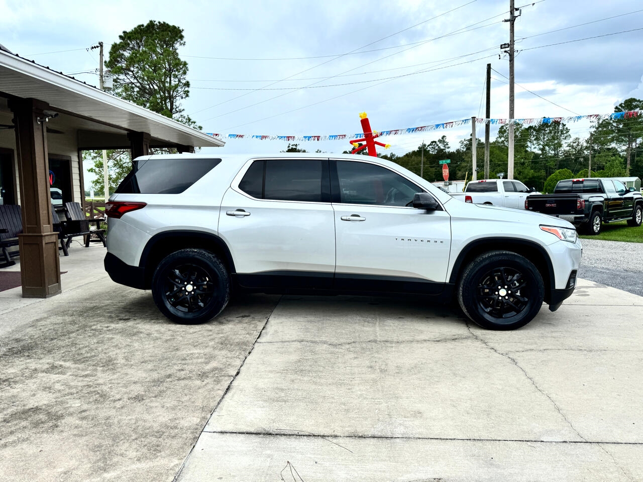 Chevrolet Traverse LS FWD 2021