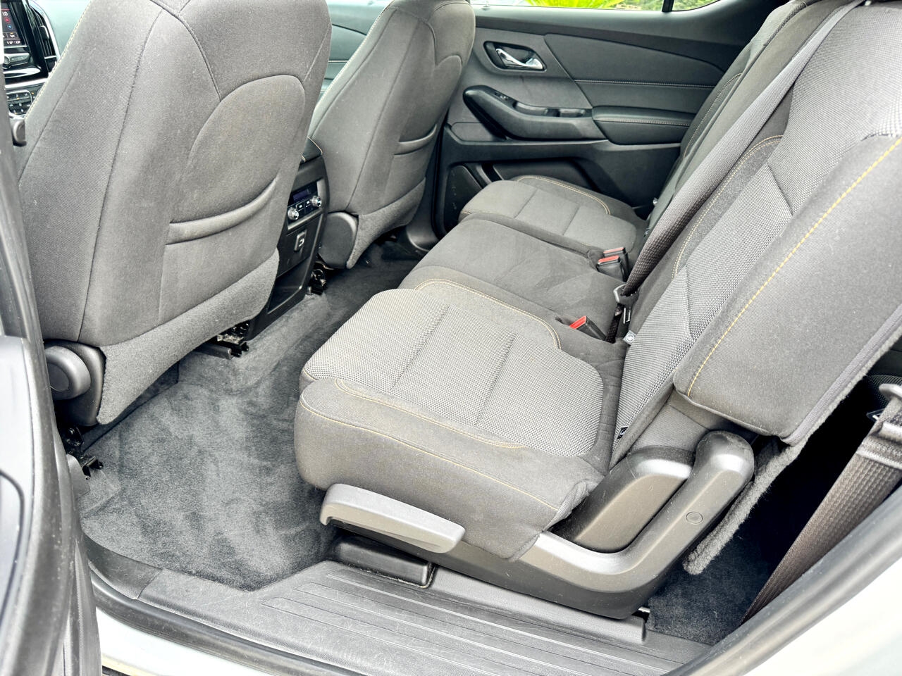 Chevrolet Traverse LS FWD 2021