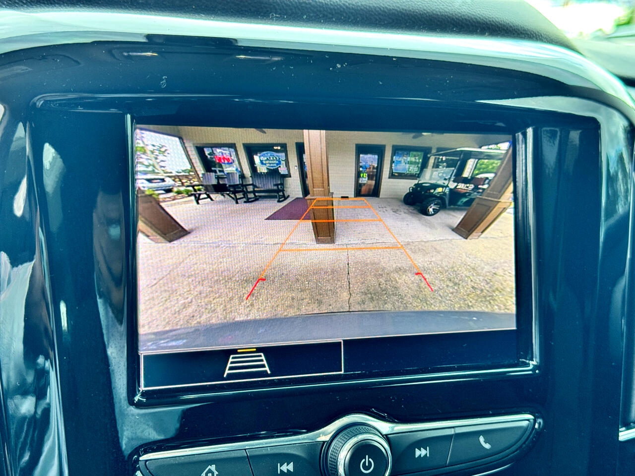 Chevrolet Traverse LS FWD 2021