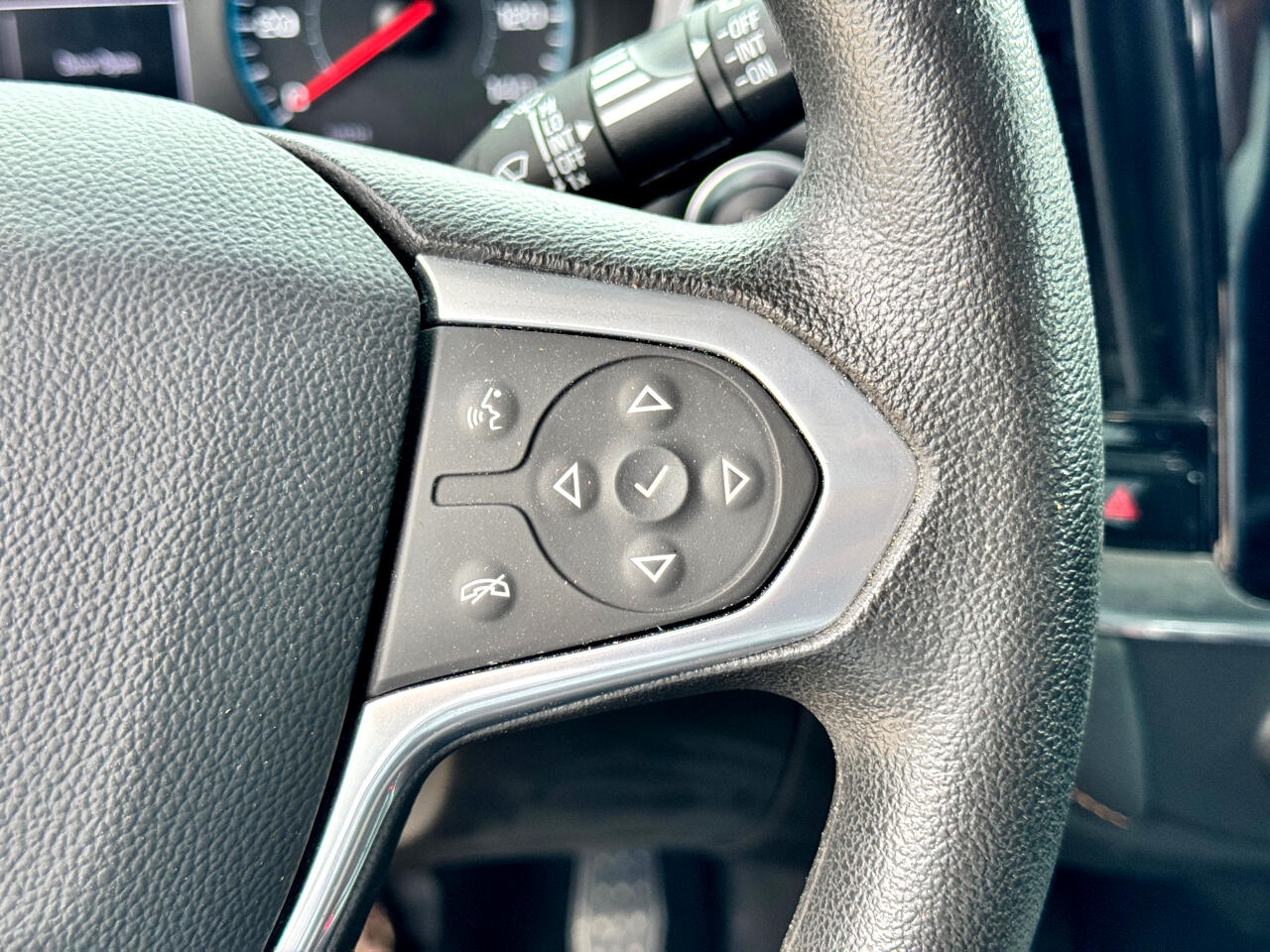 Chevrolet Traverse LS FWD 2021