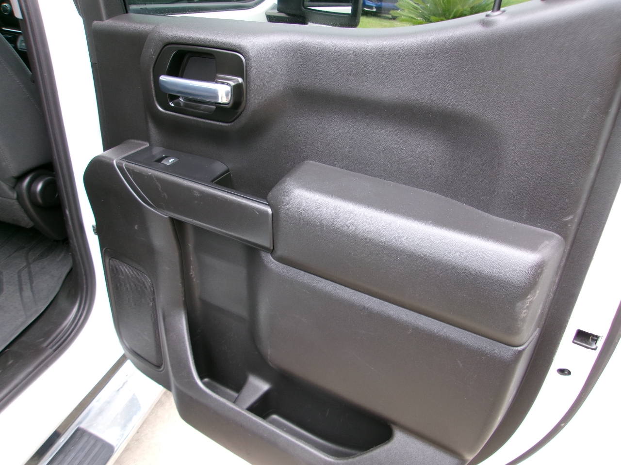 Chevrolet Silverado 1500 Custom Crew Cab Short Box 4WD 2021