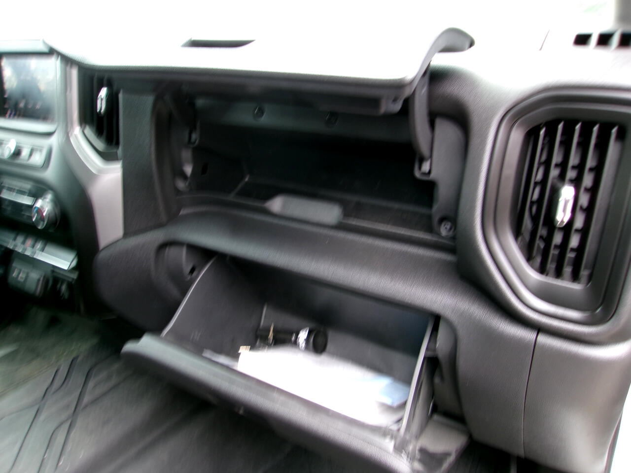 Chevrolet Silverado 1500 Custom Crew Cab Short Box 4WD 2021