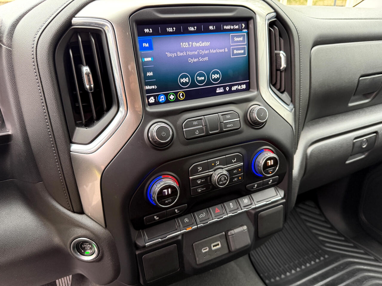 Chevrolet Silverado 1500 LT Crew Cab 2WD 2021