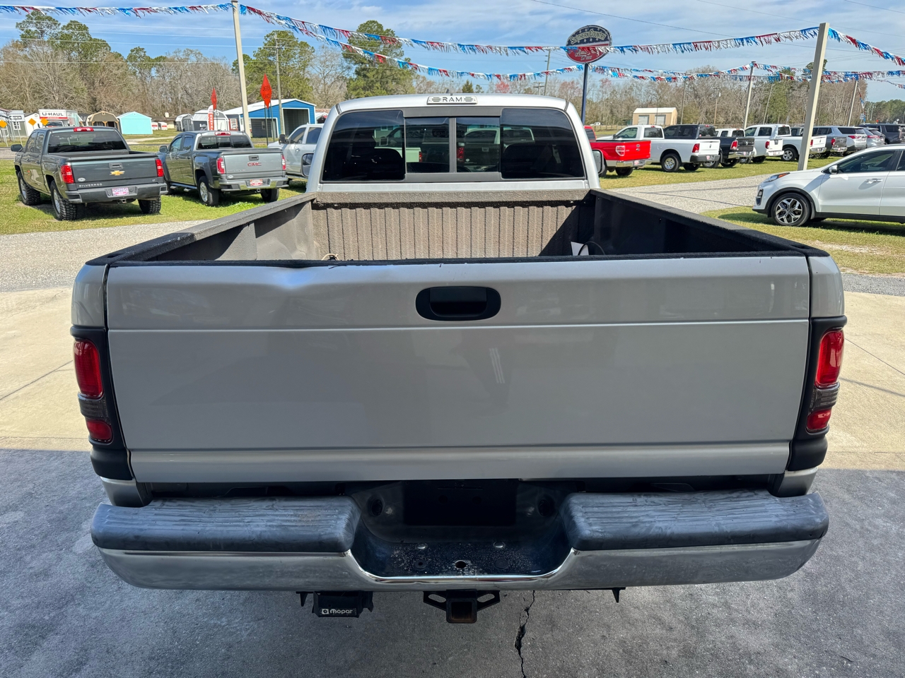 Dodge Ram 2500 Quad Cab Short Bed 2WD 2001