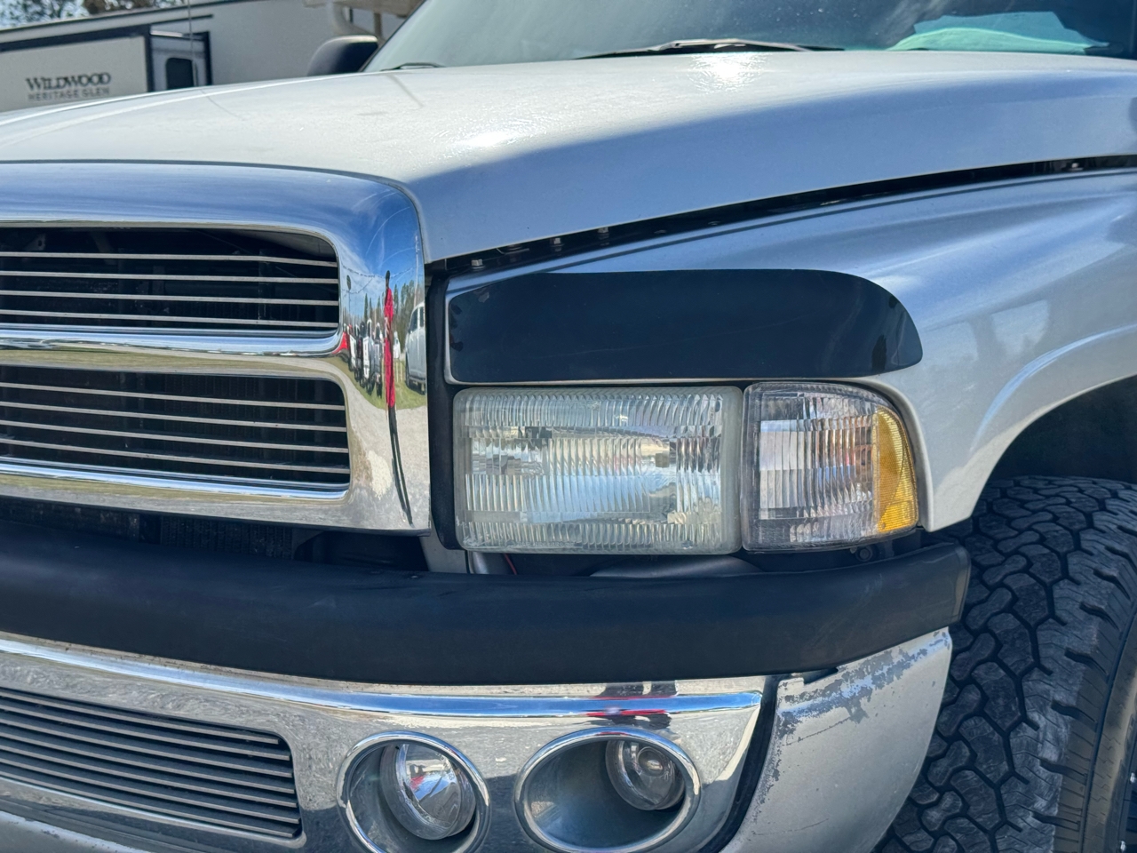 Dodge Ram 2500 Quad Cab Short Bed 2WD 2001