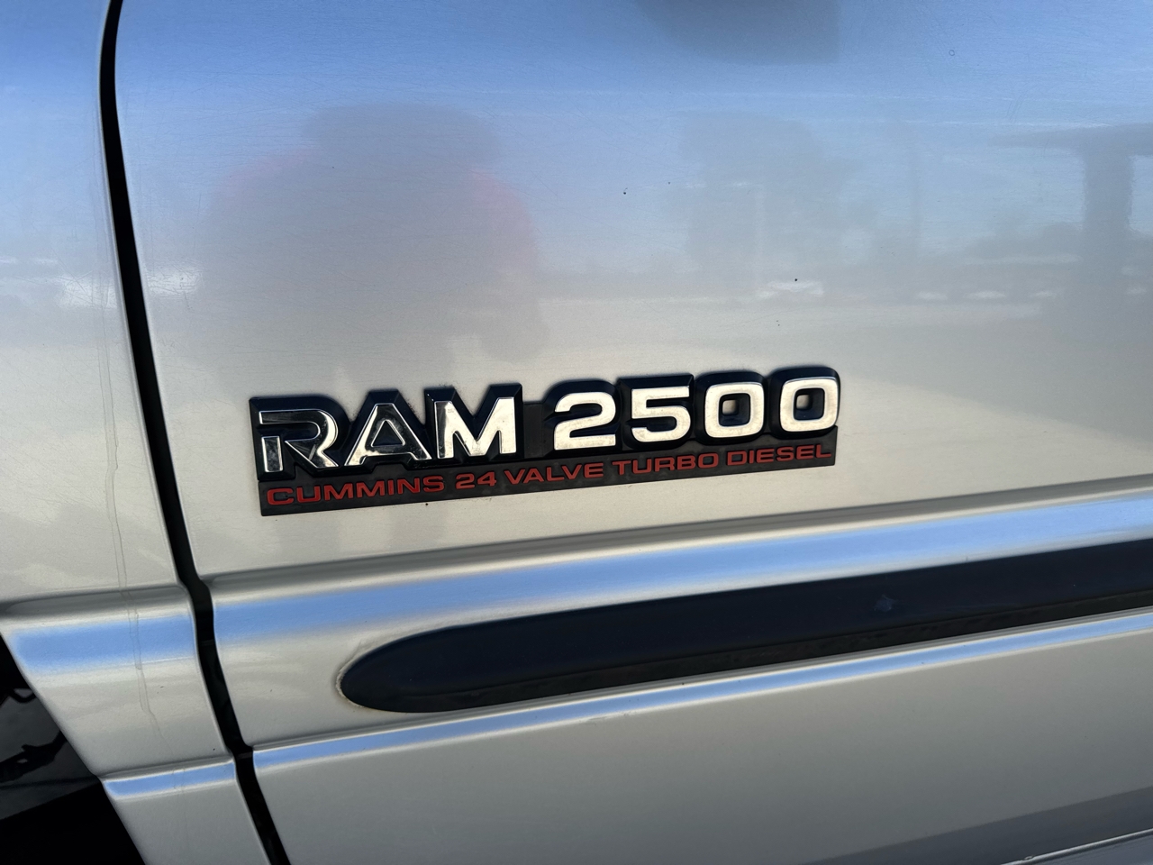 Dodge Ram 2500 Quad Cab Short Bed 2WD 2001