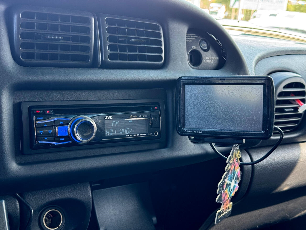 Dodge Ram 2500 Quad Cab Short Bed 2WD 2001