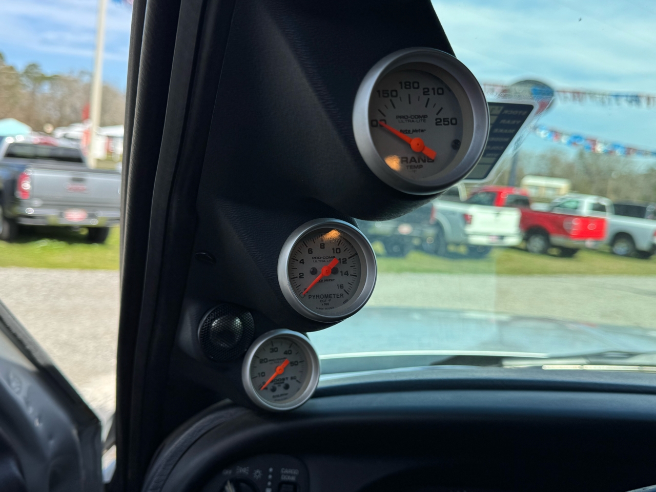 Dodge Ram 2500 Quad Cab Short Bed 2WD 2001