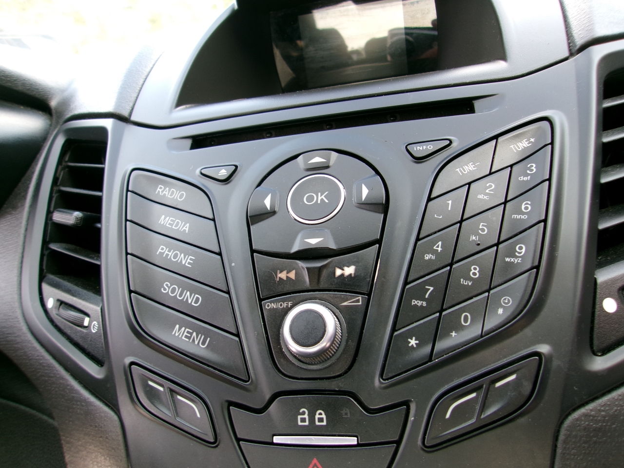 Ford Fiesta SE Sedan 2016