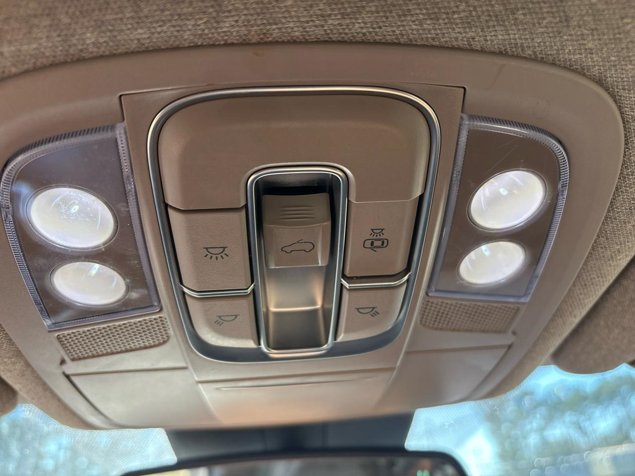 Hyundai Santa Fe Limited 2.0T 2020