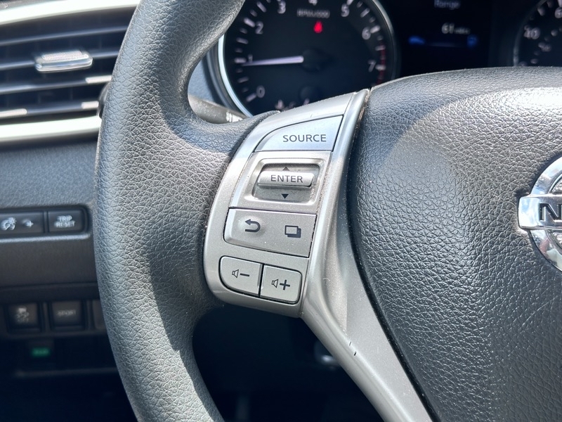 Nissan Rogue S 2WD 2015