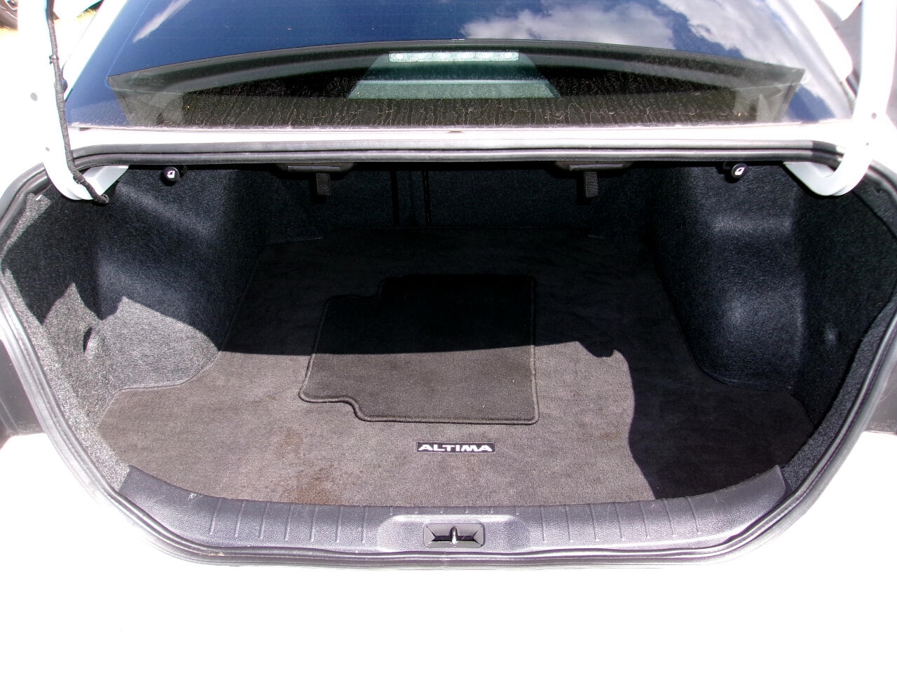 Nissan Altima 2.5 SV 2023