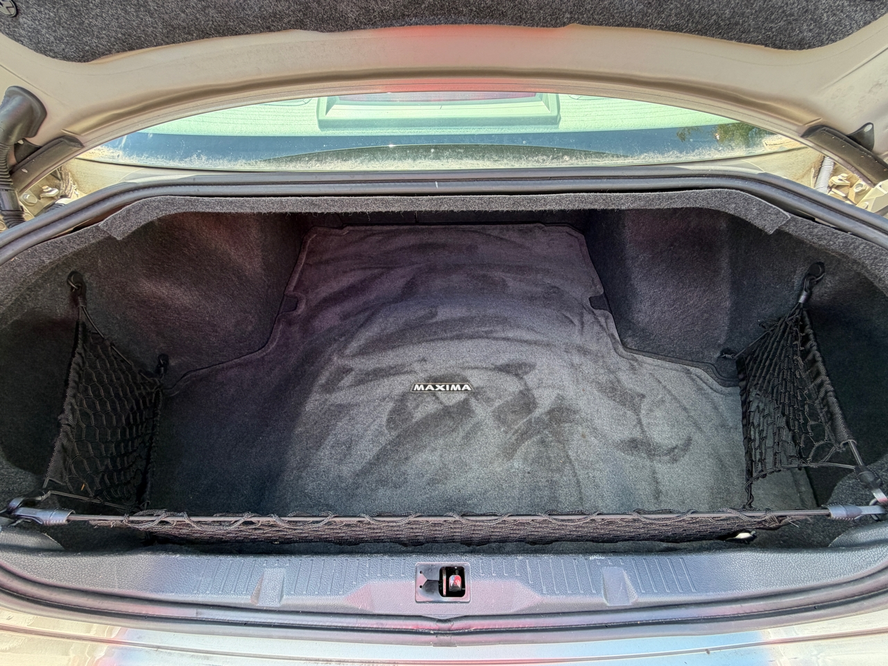 Nissan Maxima SE 2004