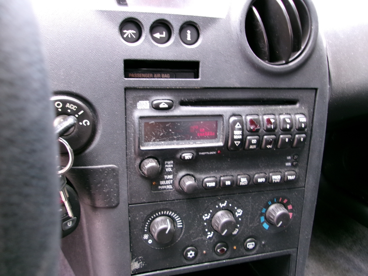 Pontiac Grand Prix Sedan 2008