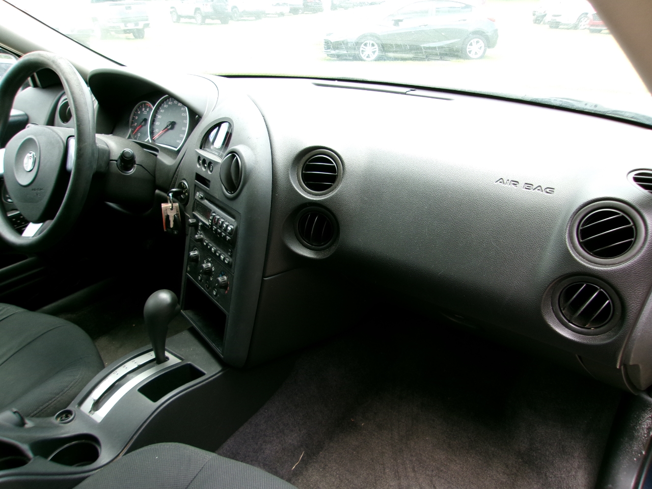 Pontiac Grand Prix Sedan 2008