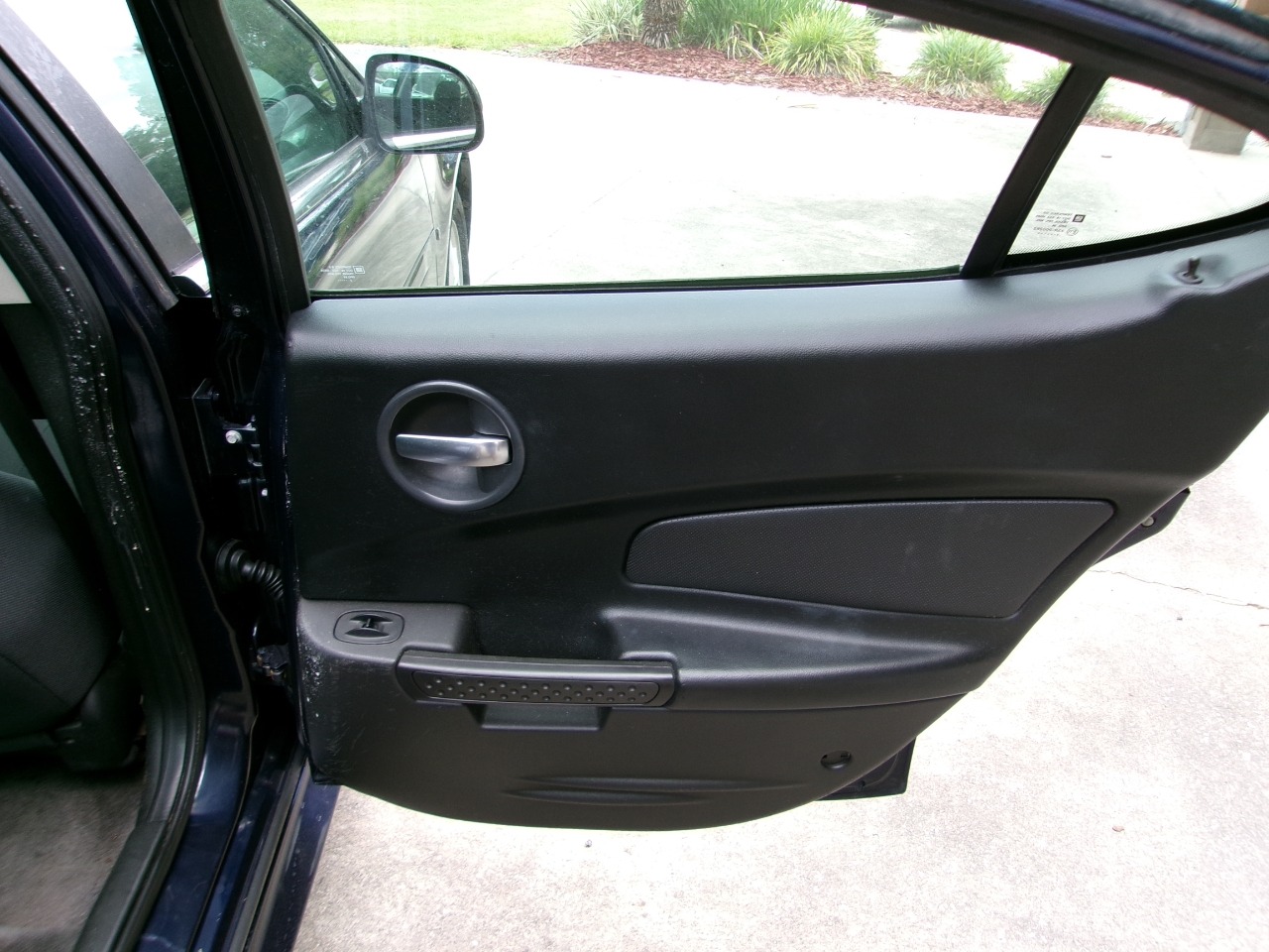 Pontiac Grand Prix Sedan 2008