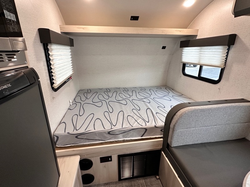 Winnebago Ultra Lite  2022