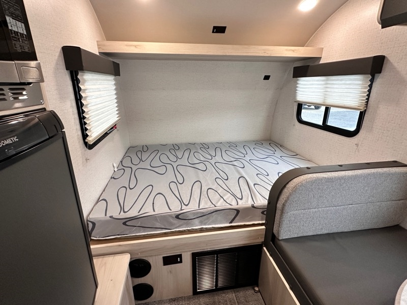 Winnebago Ultra Lite  2022