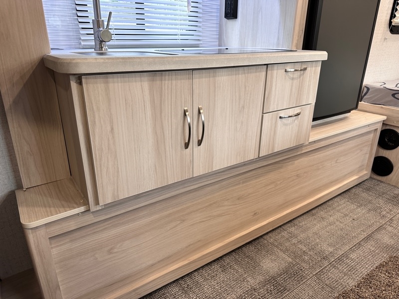 Winnebago Ultra Lite  2022