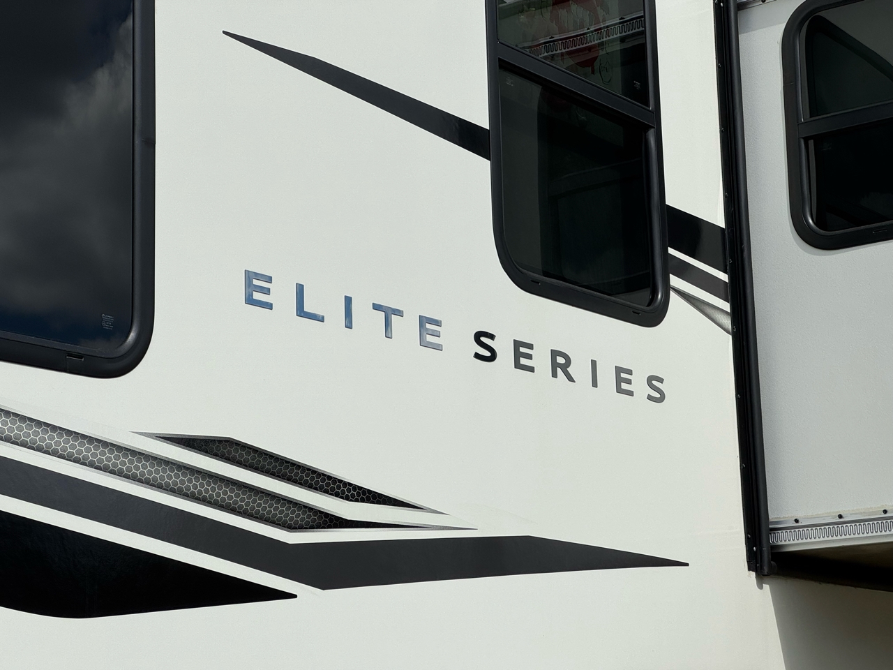 Forest River Unknown  2022