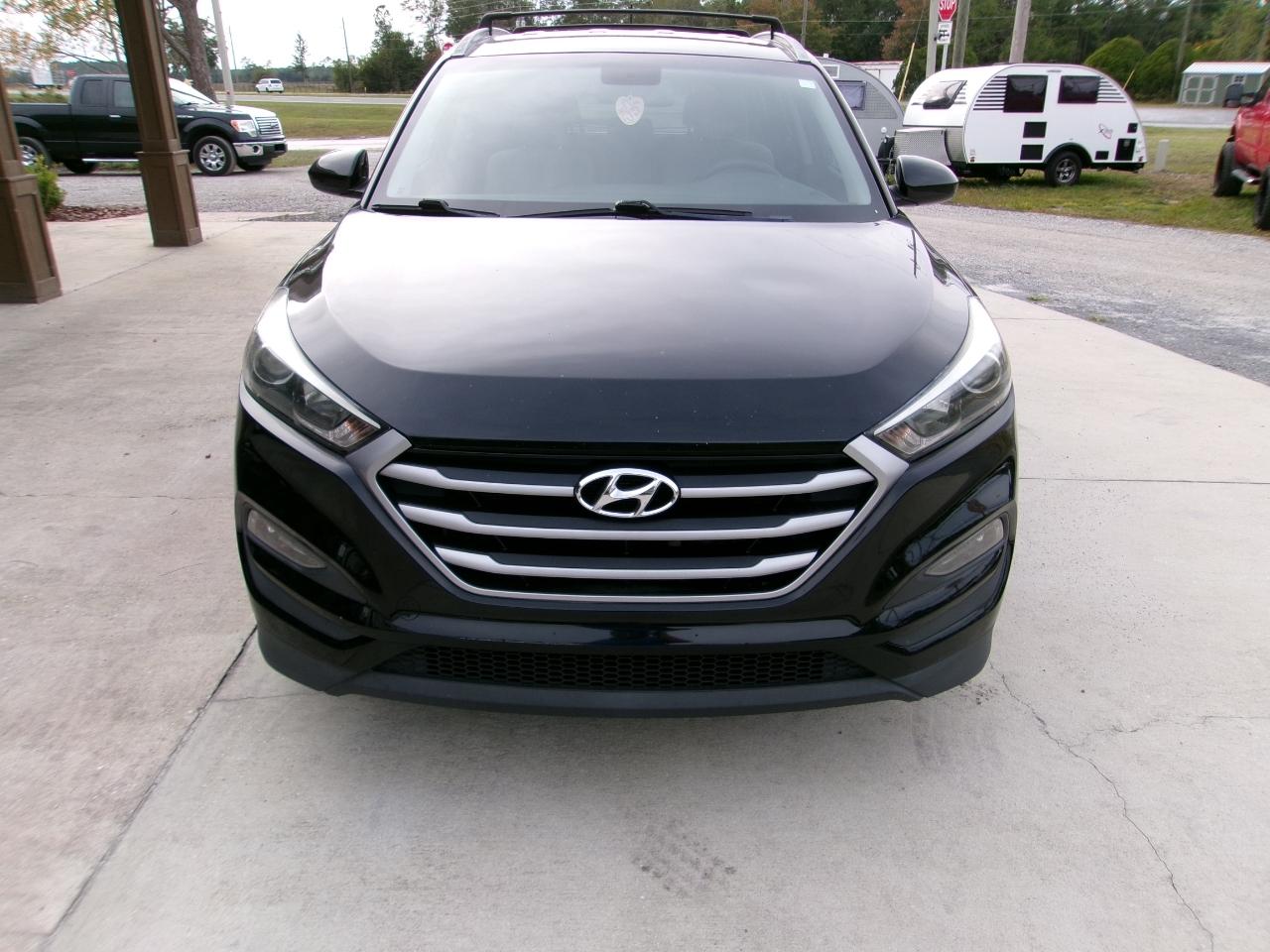 Hyundai Tucson SE 2017