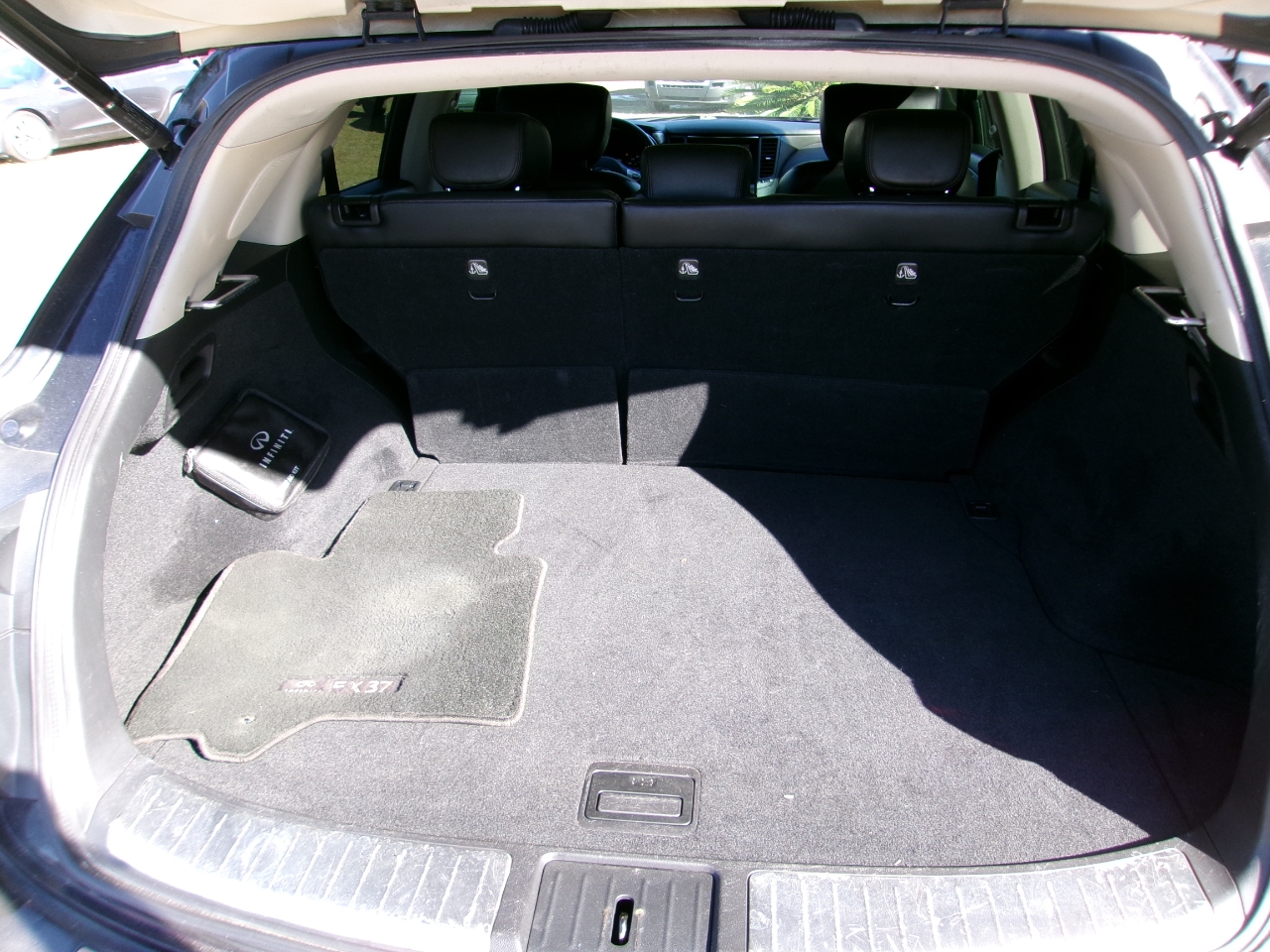 Infiniti FX FX37 2WD 2013