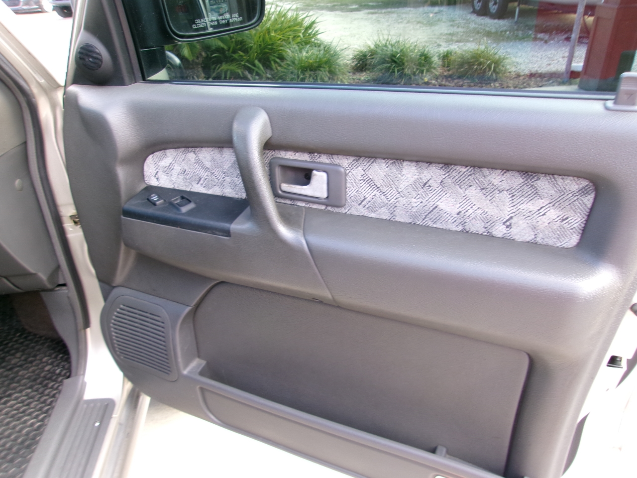 Isuzu Trooper S 4WD 2001