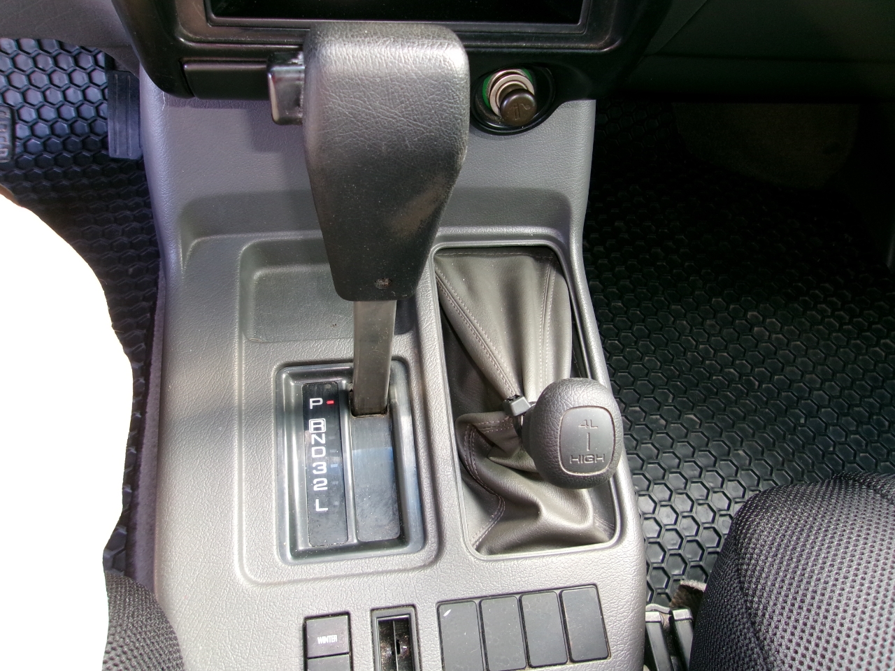 Isuzu Trooper S 4WD 2001