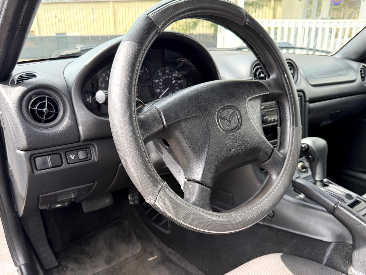 Mazda MX-5 Miata Base 1999