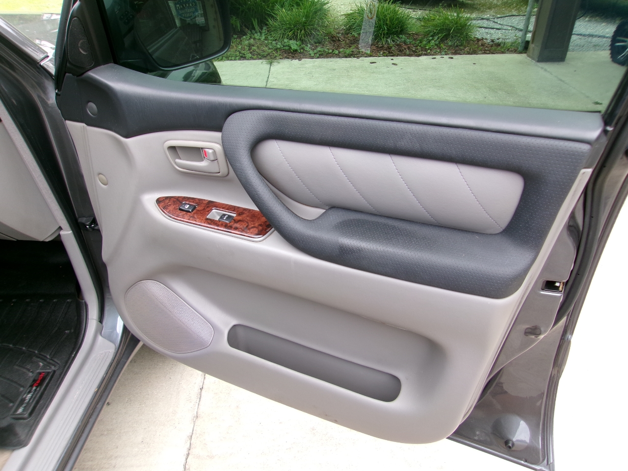 Toyota Land Cruiser 4WD 2004