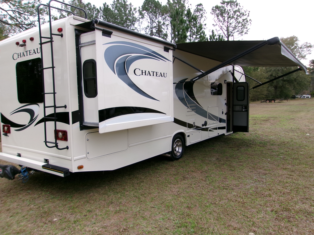 Ford Econoline E450 2014