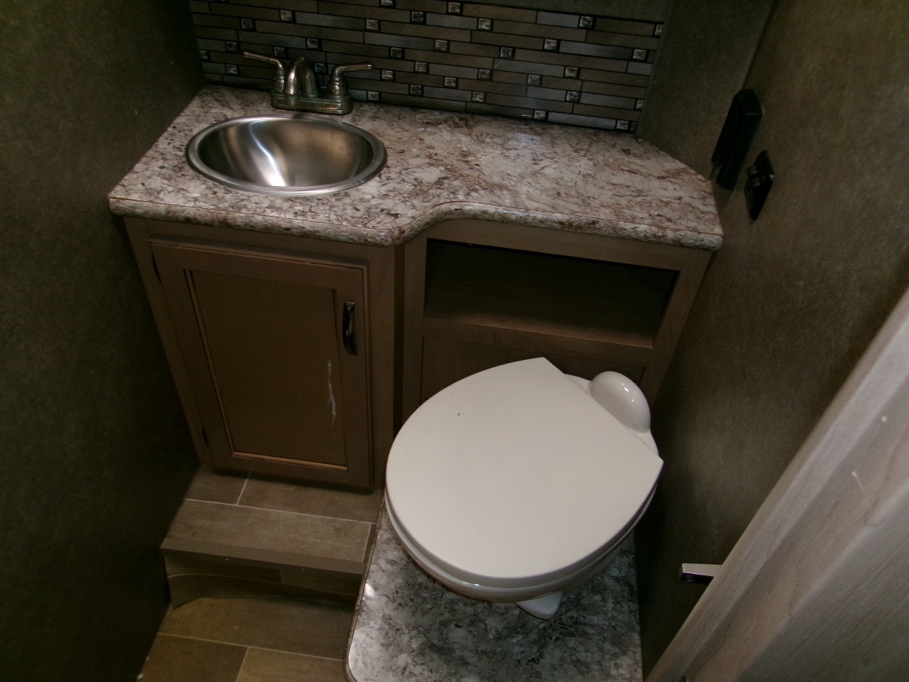 Chevrolet Express G4500 159" 2019